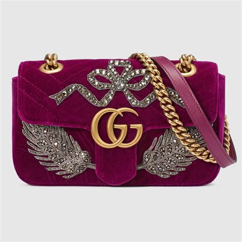 gucci clutch bag price list.